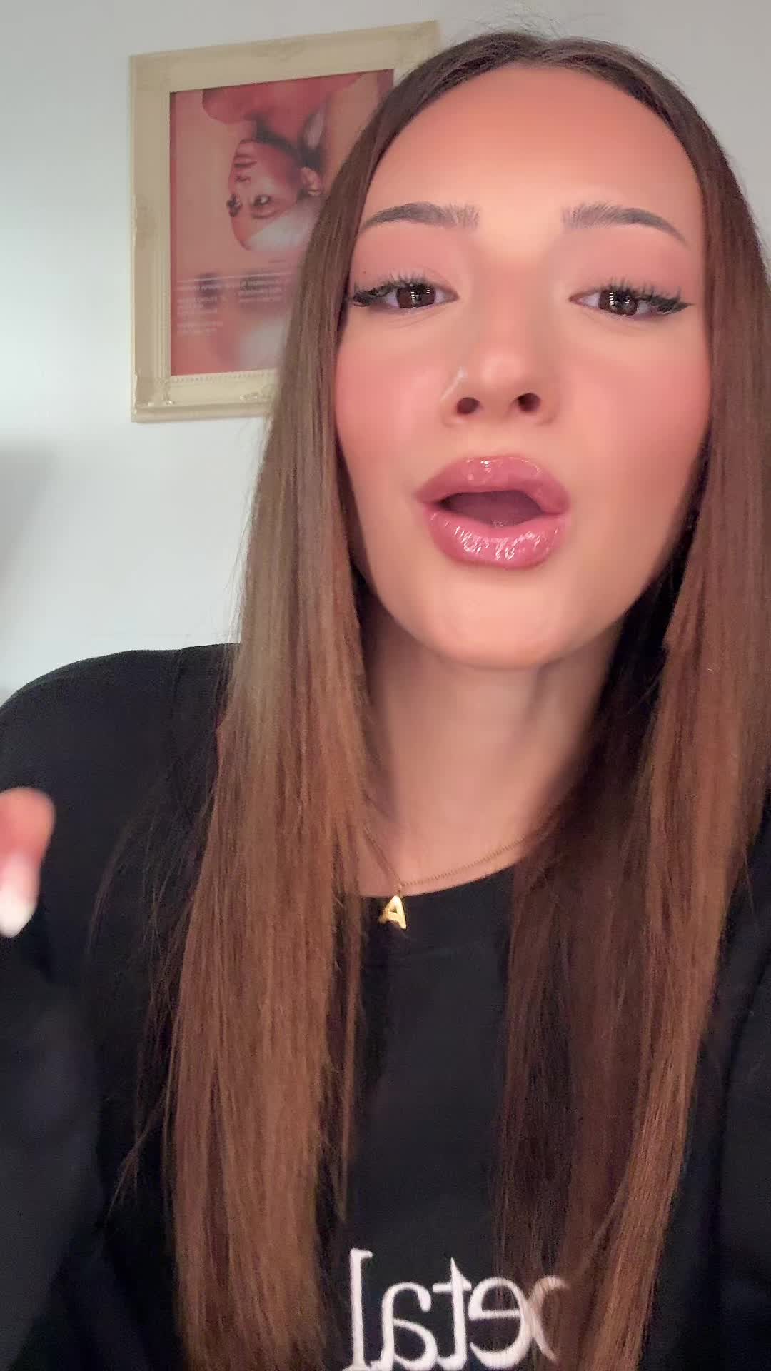 @𝒜𝓃𝓃𝒶🪽