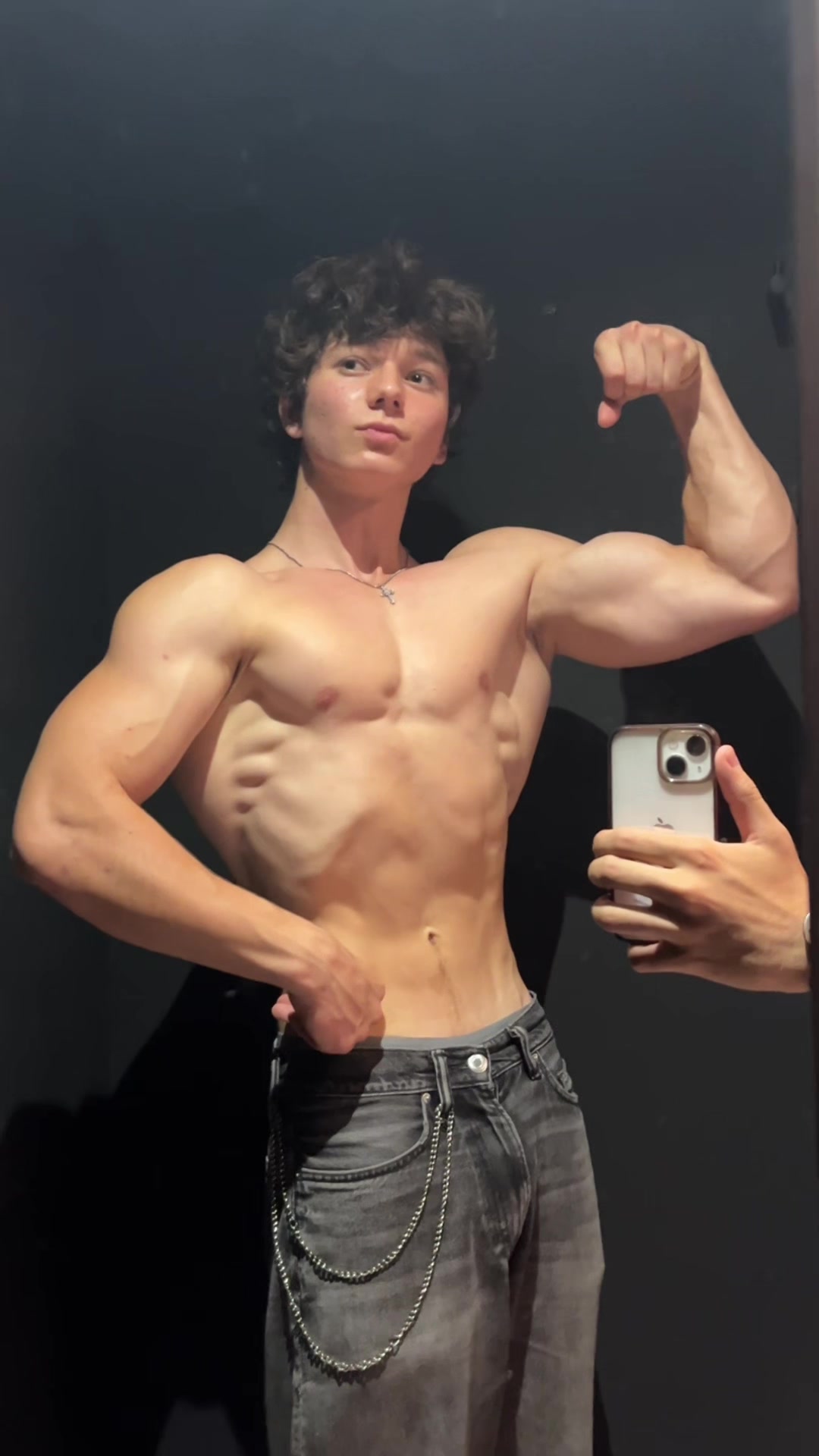 @Y4nNetics