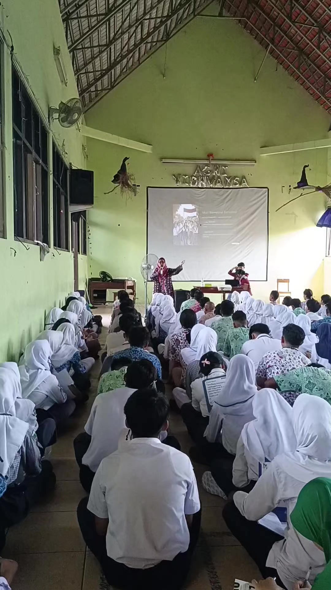 @Indah Aja