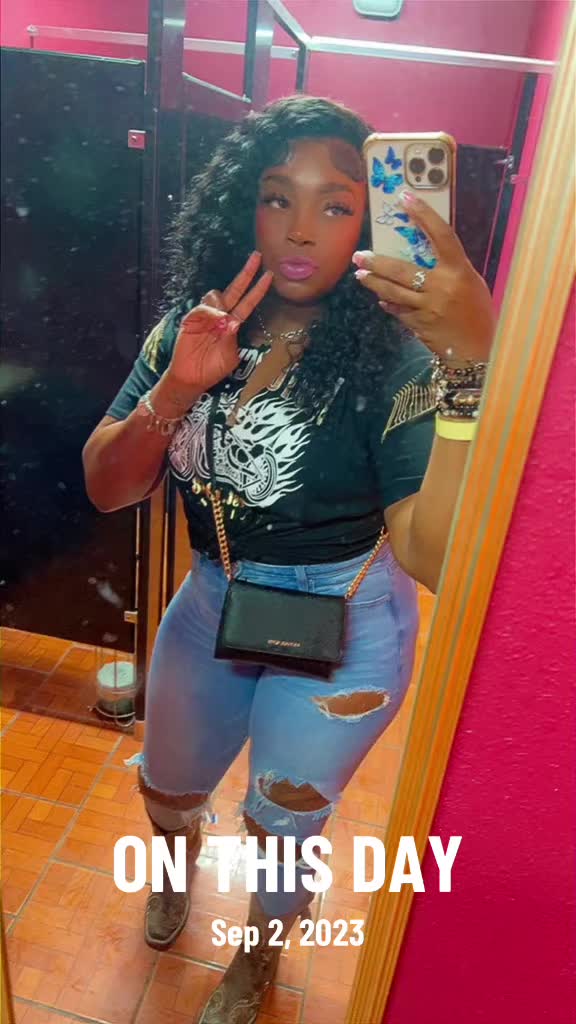 @Court_ney L. 🧚🏽