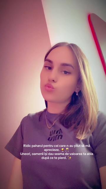 @Valentina💎