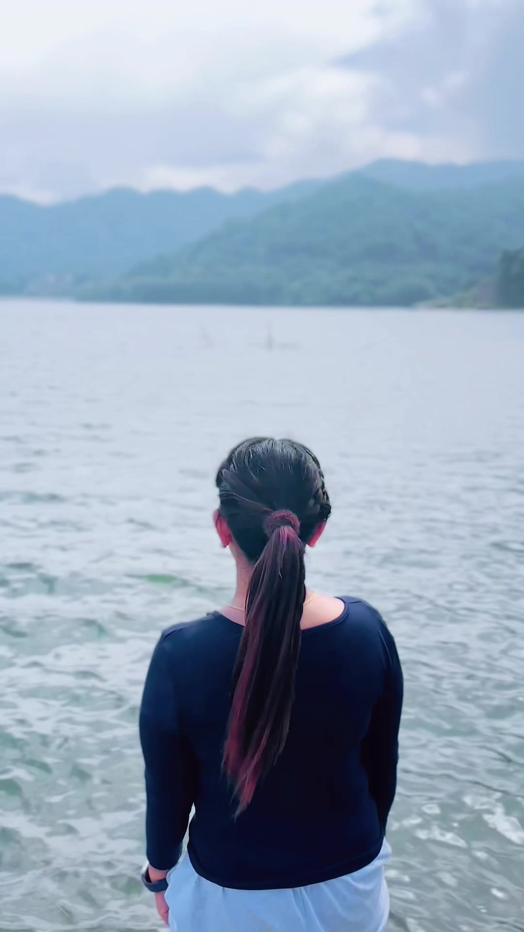 @Mina  Budhathoki💫🧿❤️
