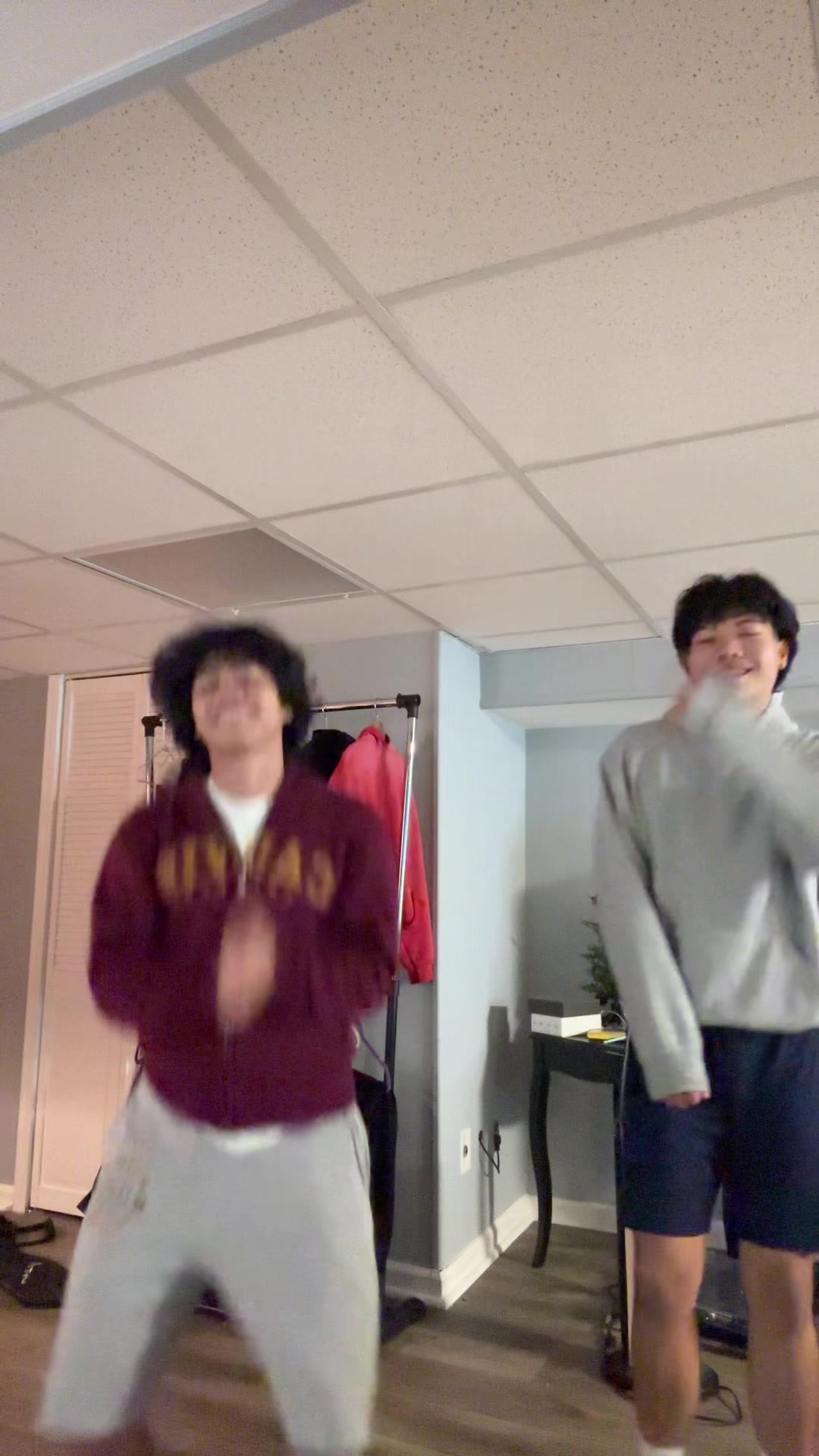 @d4