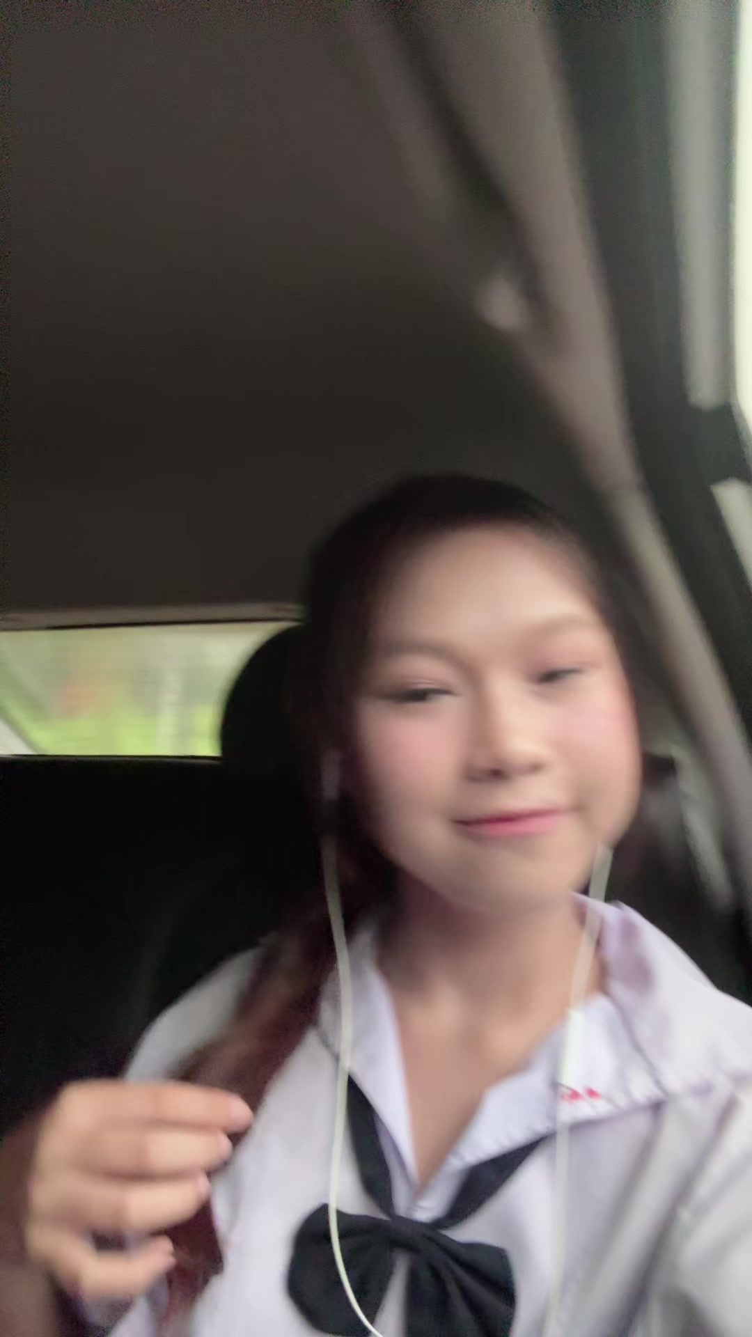 @ผออิงผิง