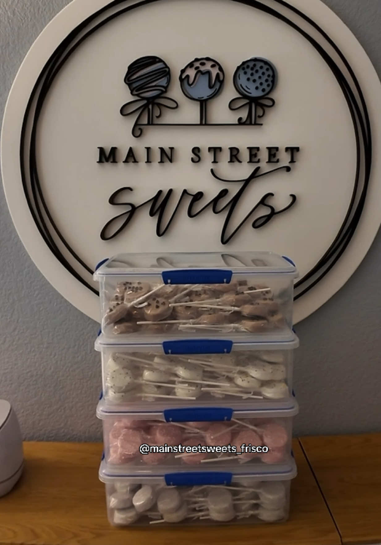 @Nicole &bull; Main Street Sweets