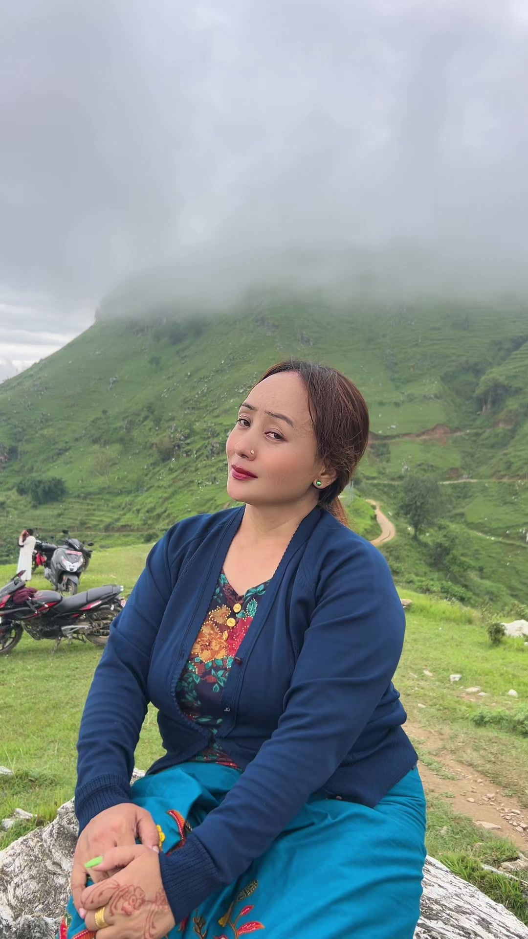 @PARU GURUNG