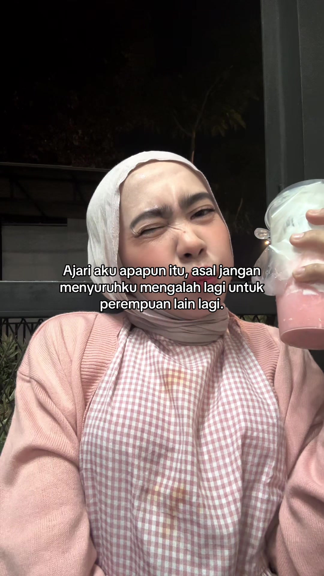 @Dari Kontak Anda