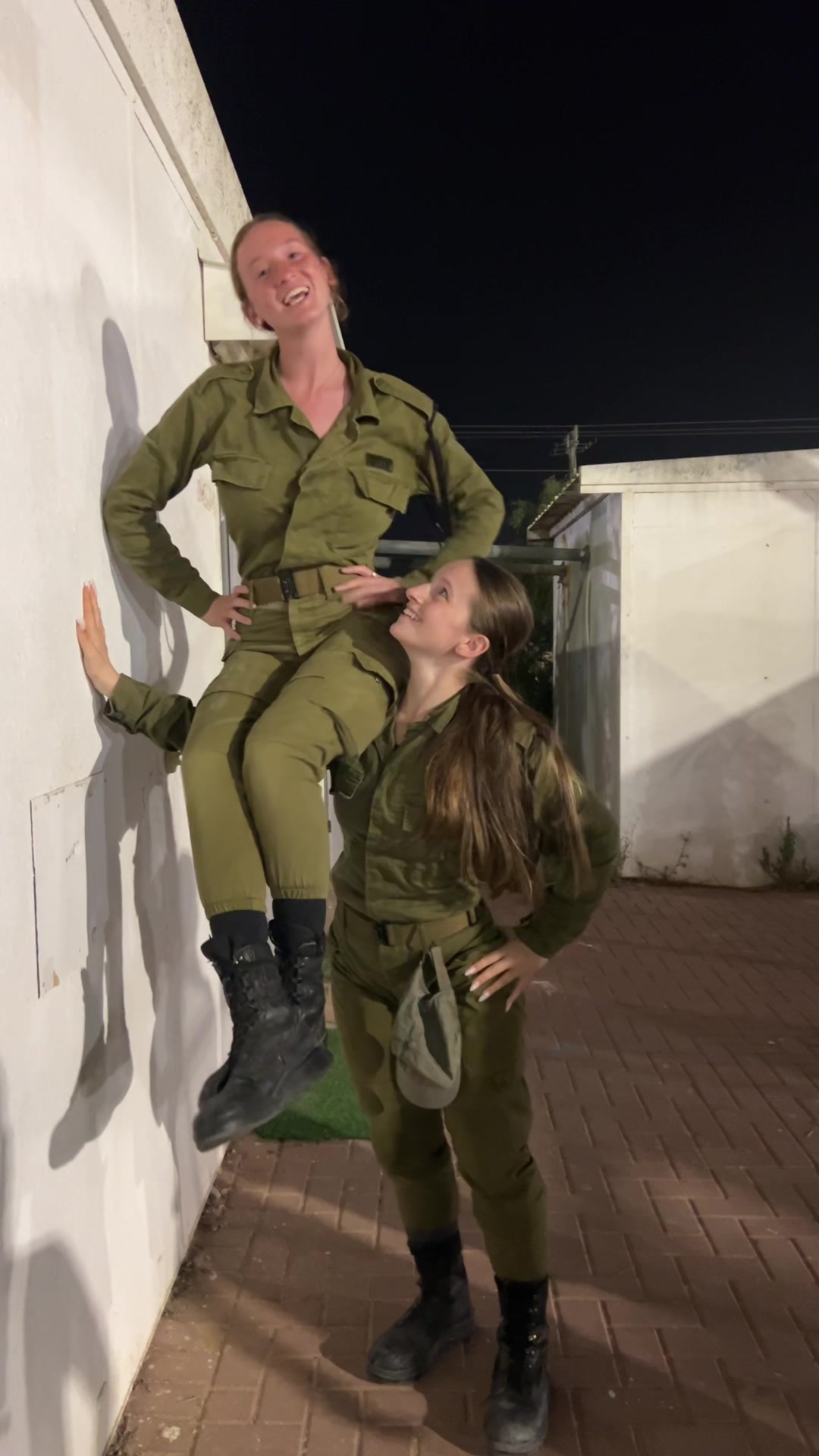 @Sharon Shekel🦶