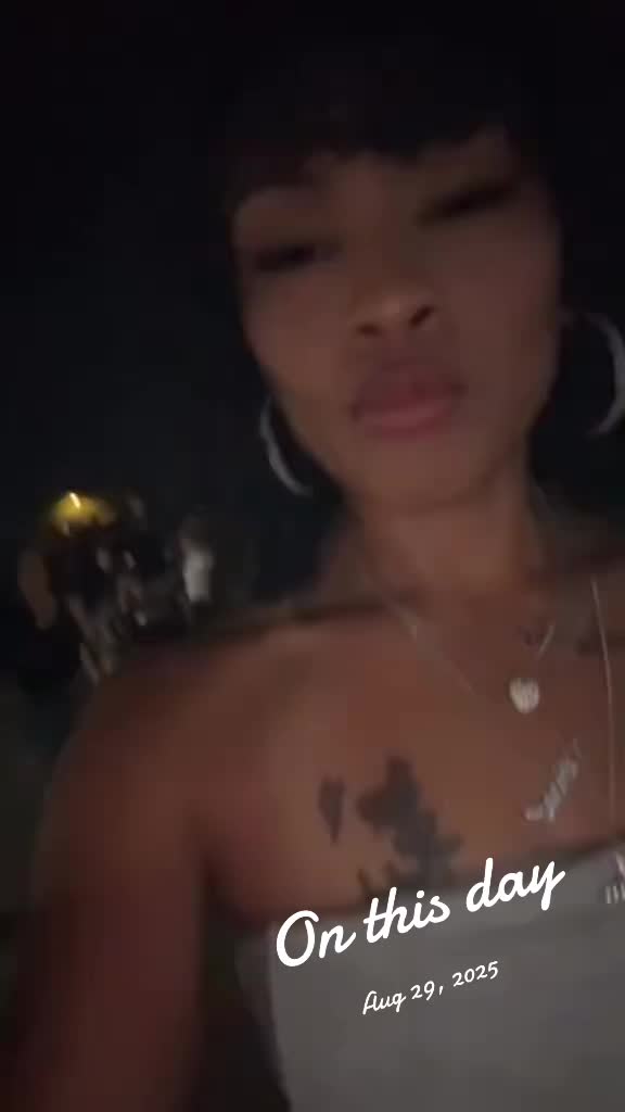 @Dee Rae Ⓜ️