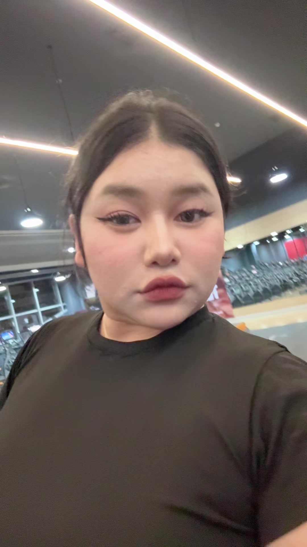 @ยัวชอร์ตี้ 💋