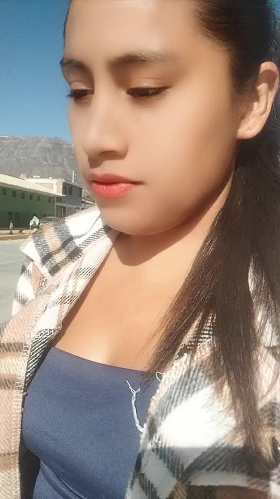 @Estefani chilca 👩🏫📚