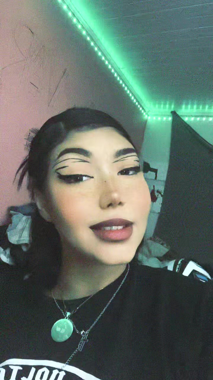 @Amandita