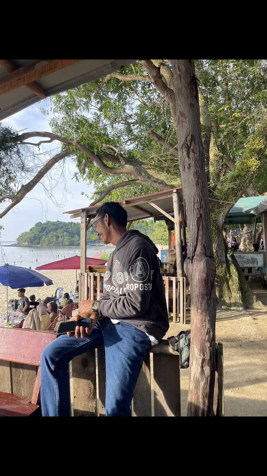 @cinta tak harus memiliki