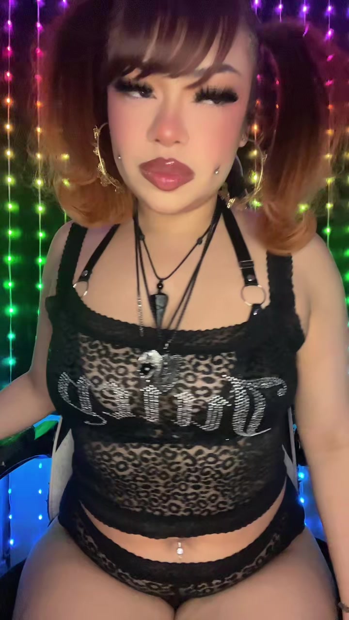 @🎰𝓂𝑒𝓁𝒶𝓃𝒾𝑒🖤✨