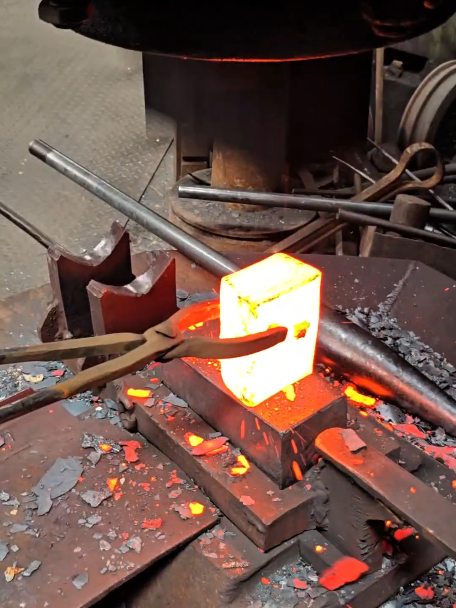 @Global Forge Hub