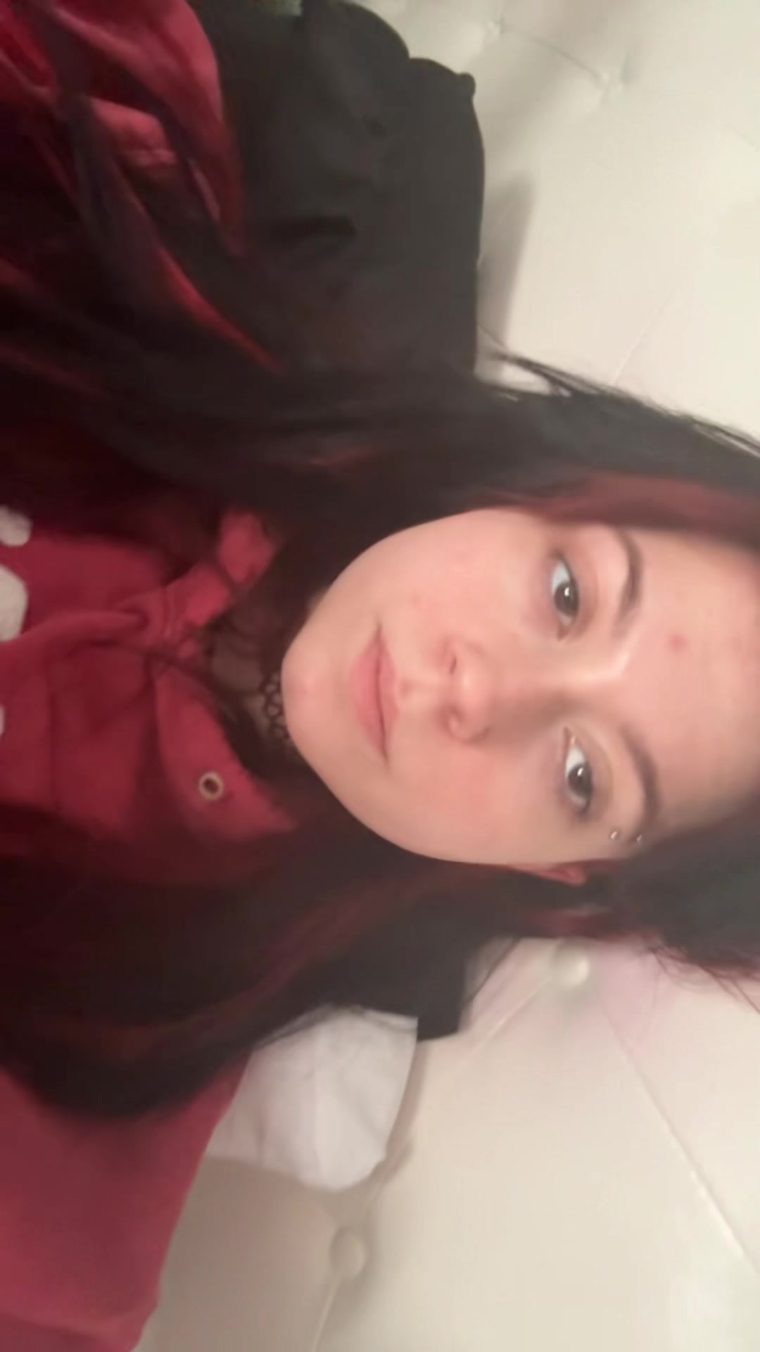 @:3