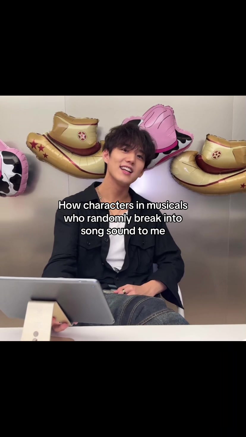 @Wen Junhui’s #1 earlobe sucker