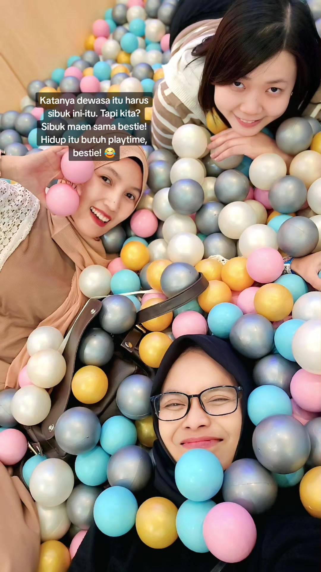 @Kupu kupu Orange