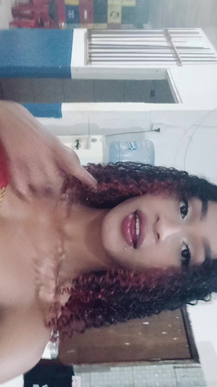 @Luana Dalyla