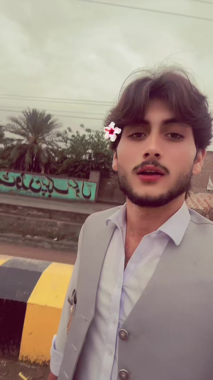 @👑 Prince Taimoor 👑