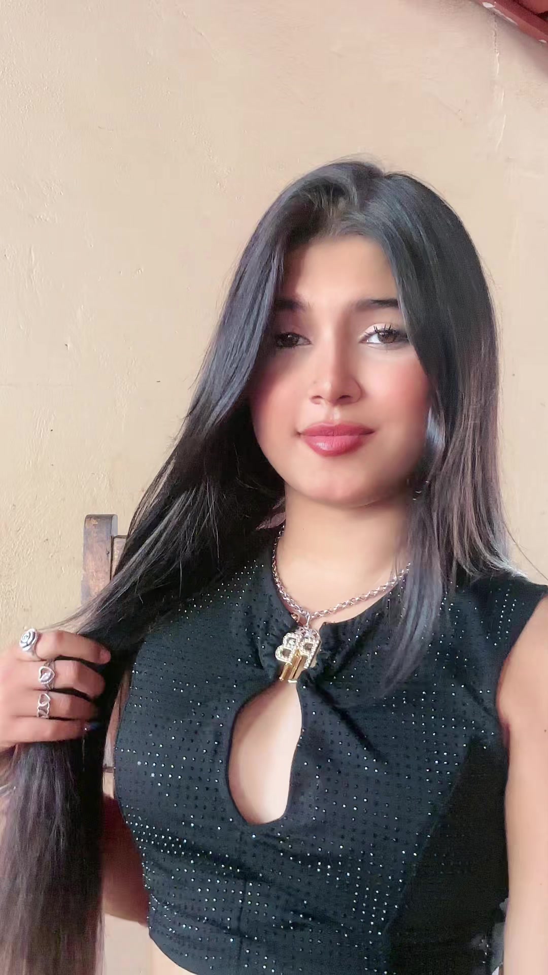 @helloa