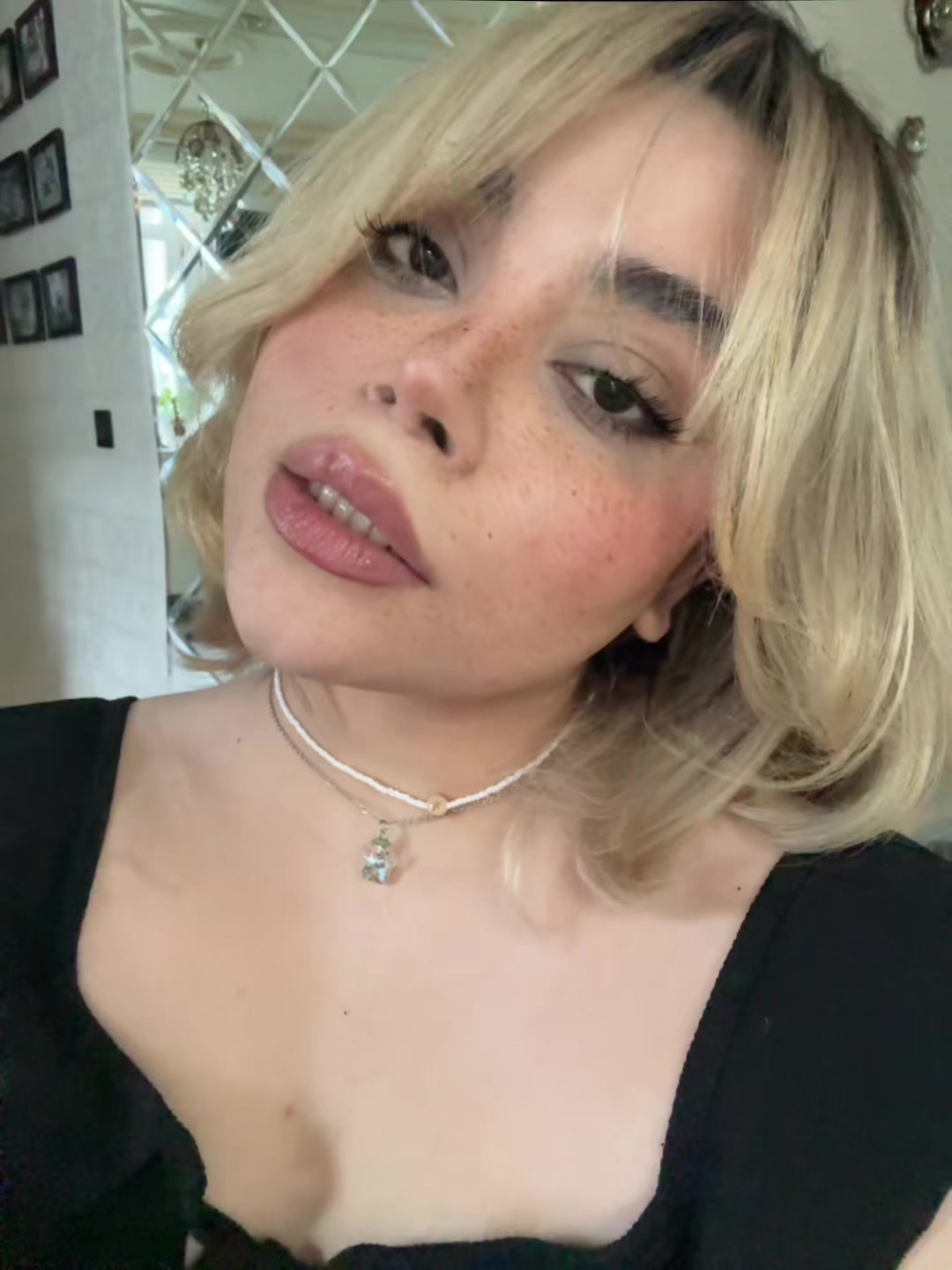 @Mrym
