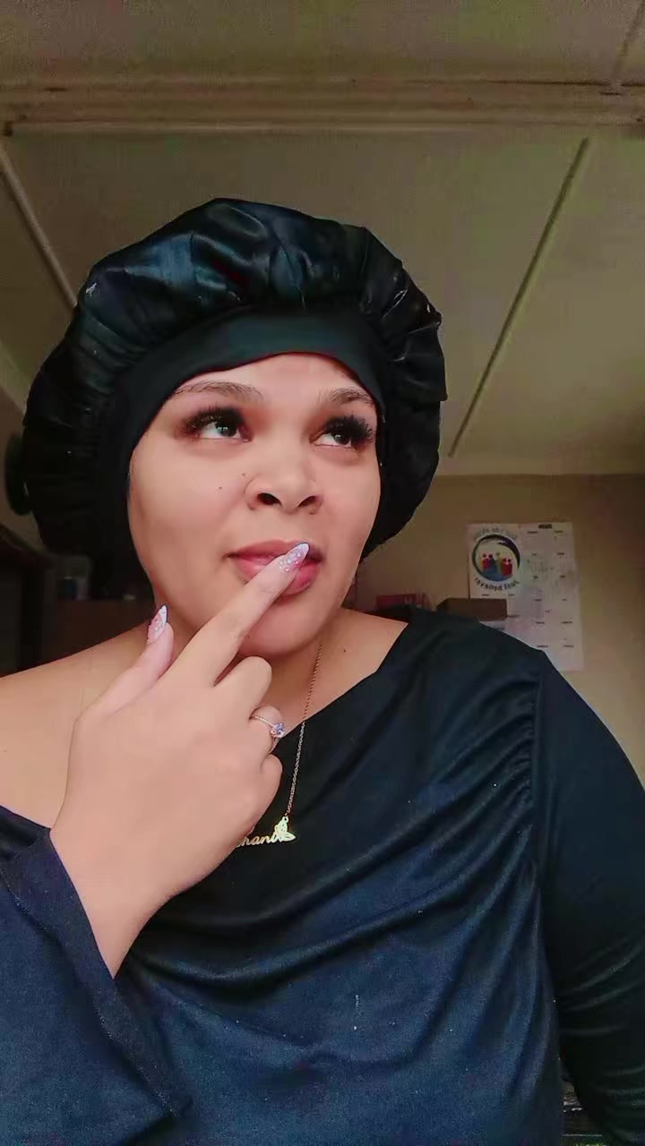 @shanisteyn