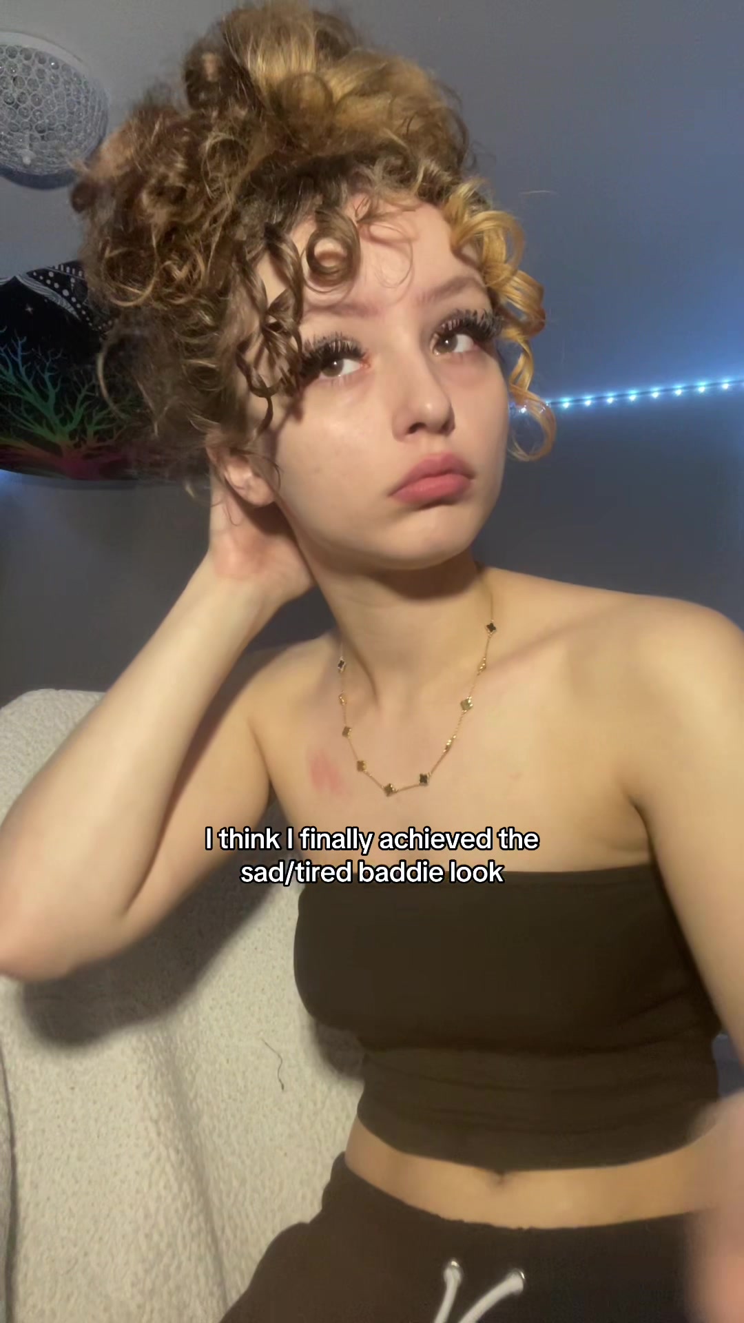@Cruxlla