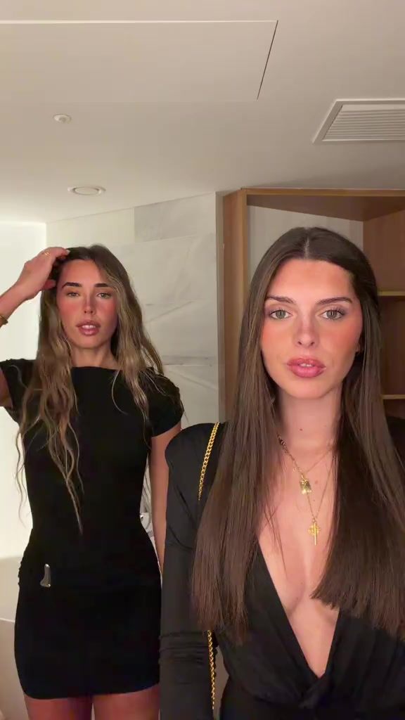 @Alejandra y carlota