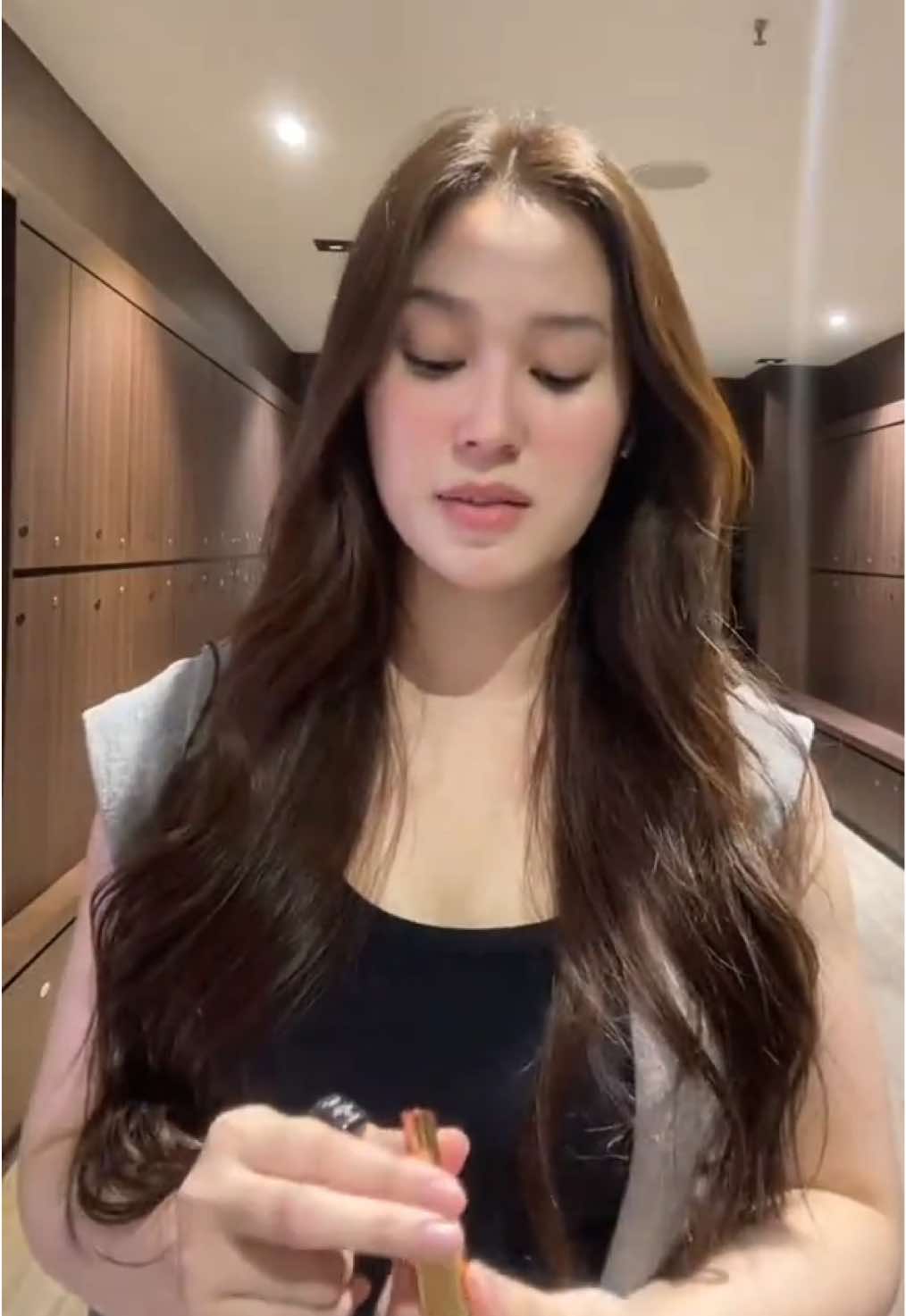 @M