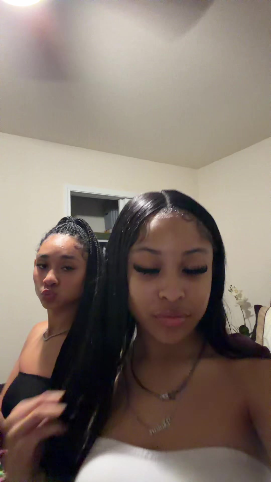 @Vivvy🪻