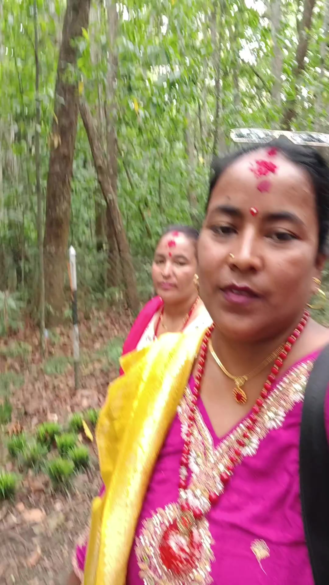 @मिना मगर 💖