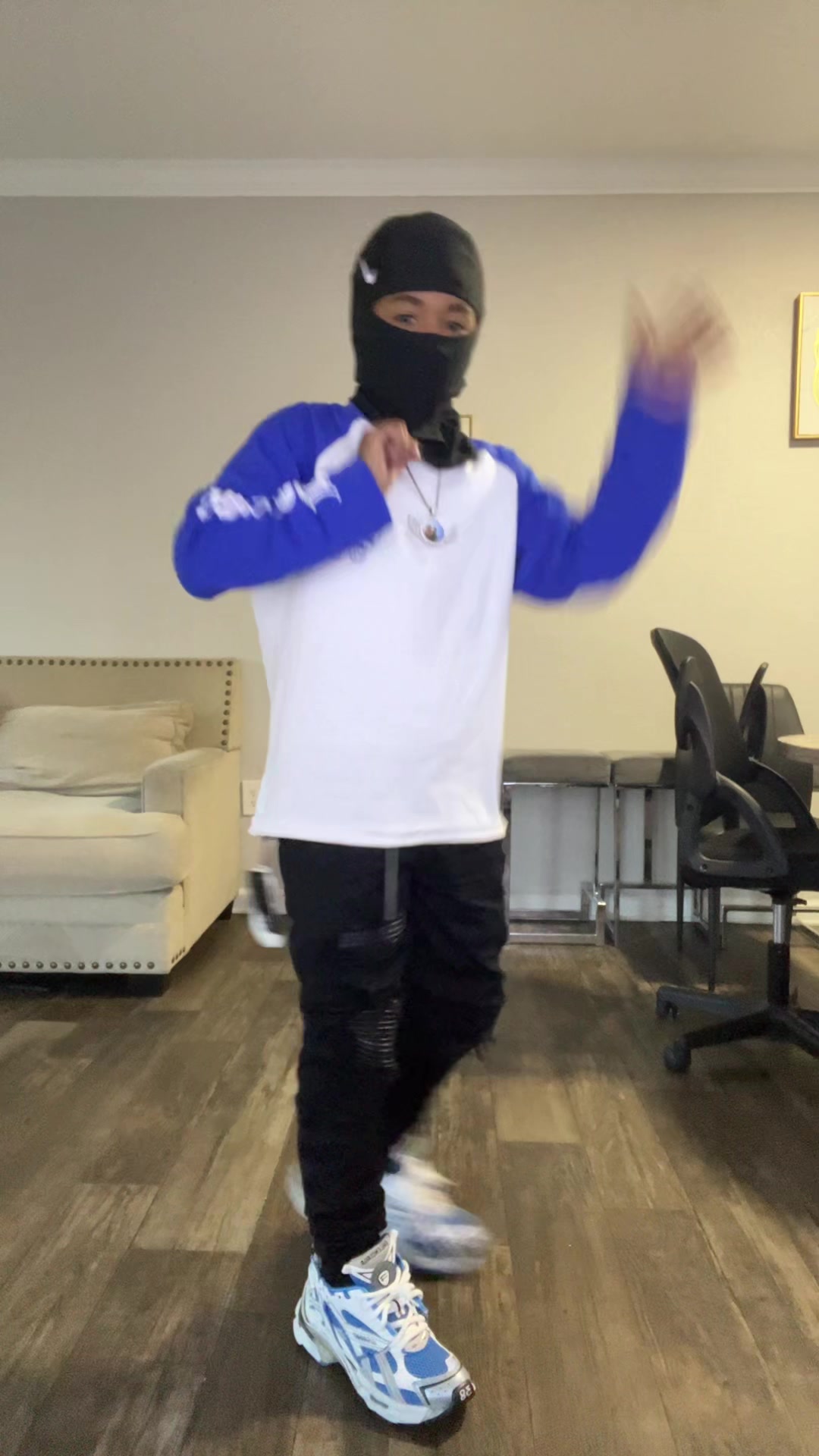 @𝓕𝓻𝓪𝓷