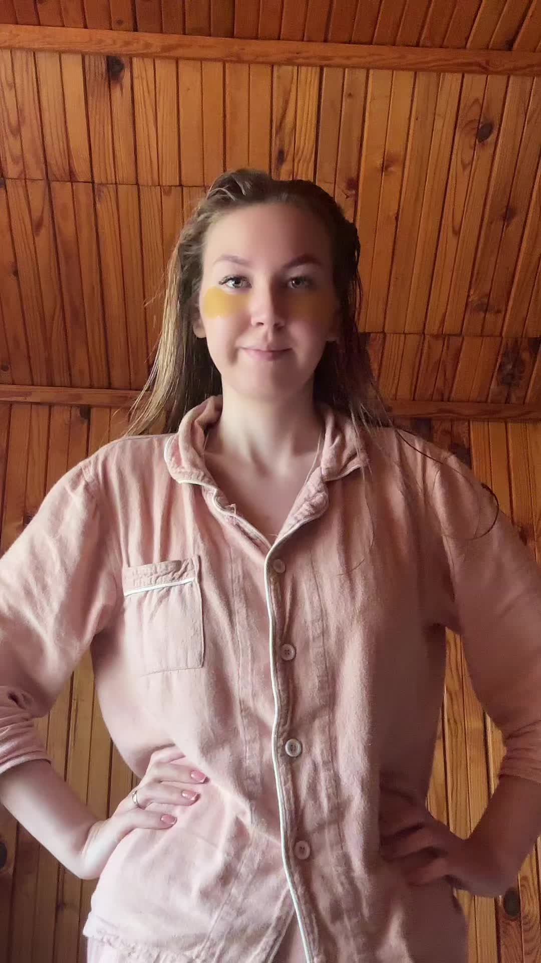 @❤️:>❤️