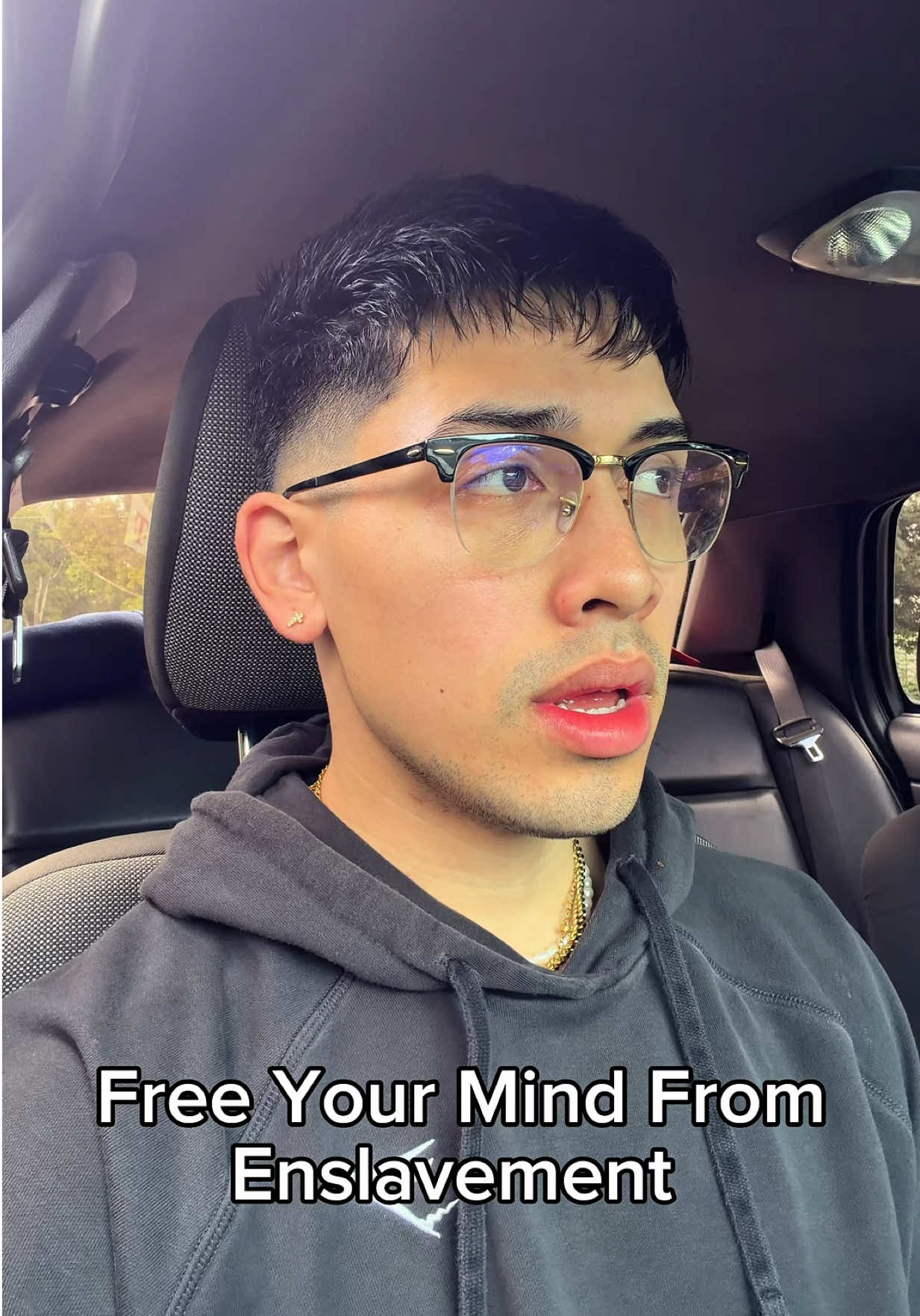 @johnnydivines