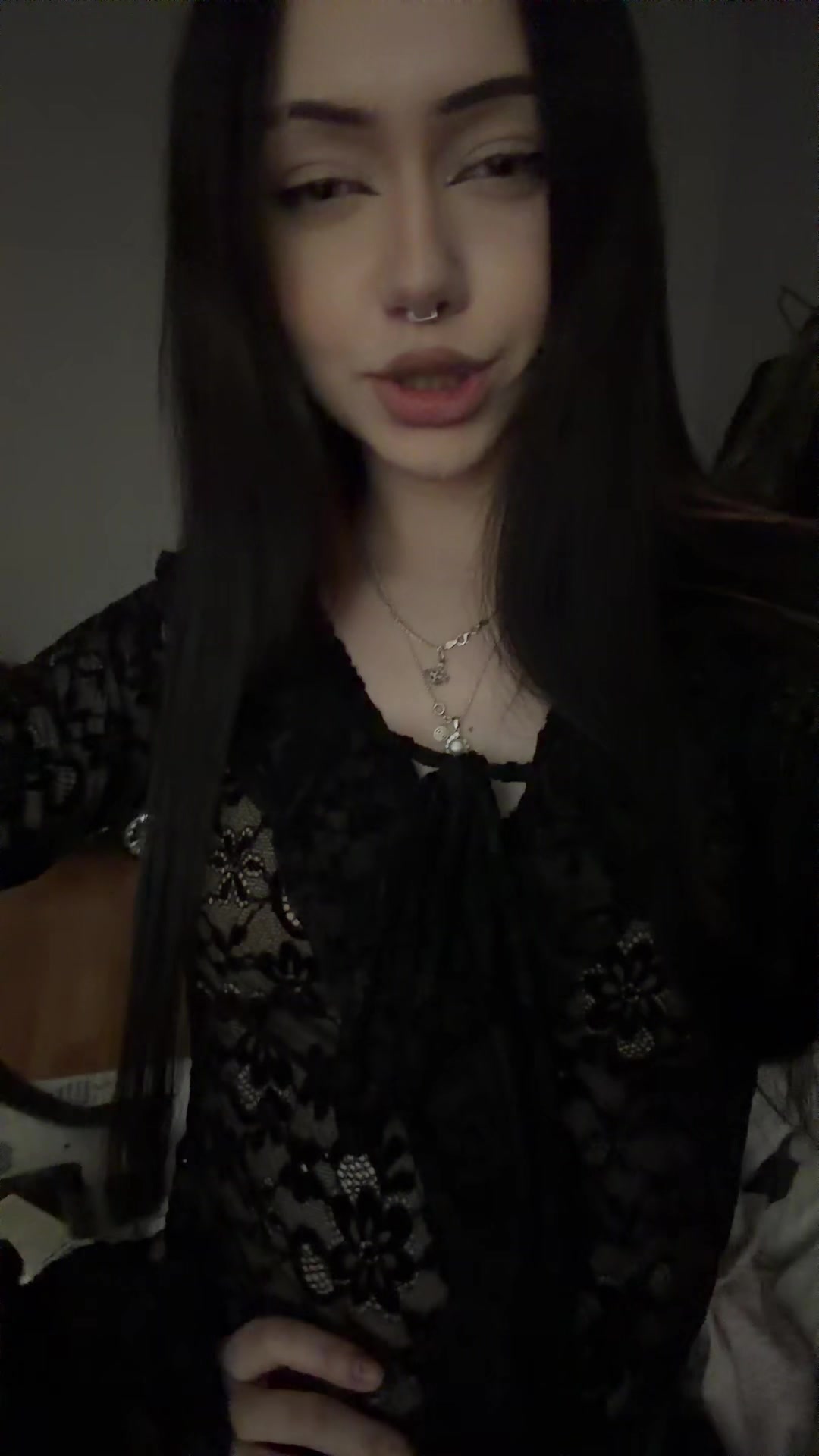 @yananavaaa