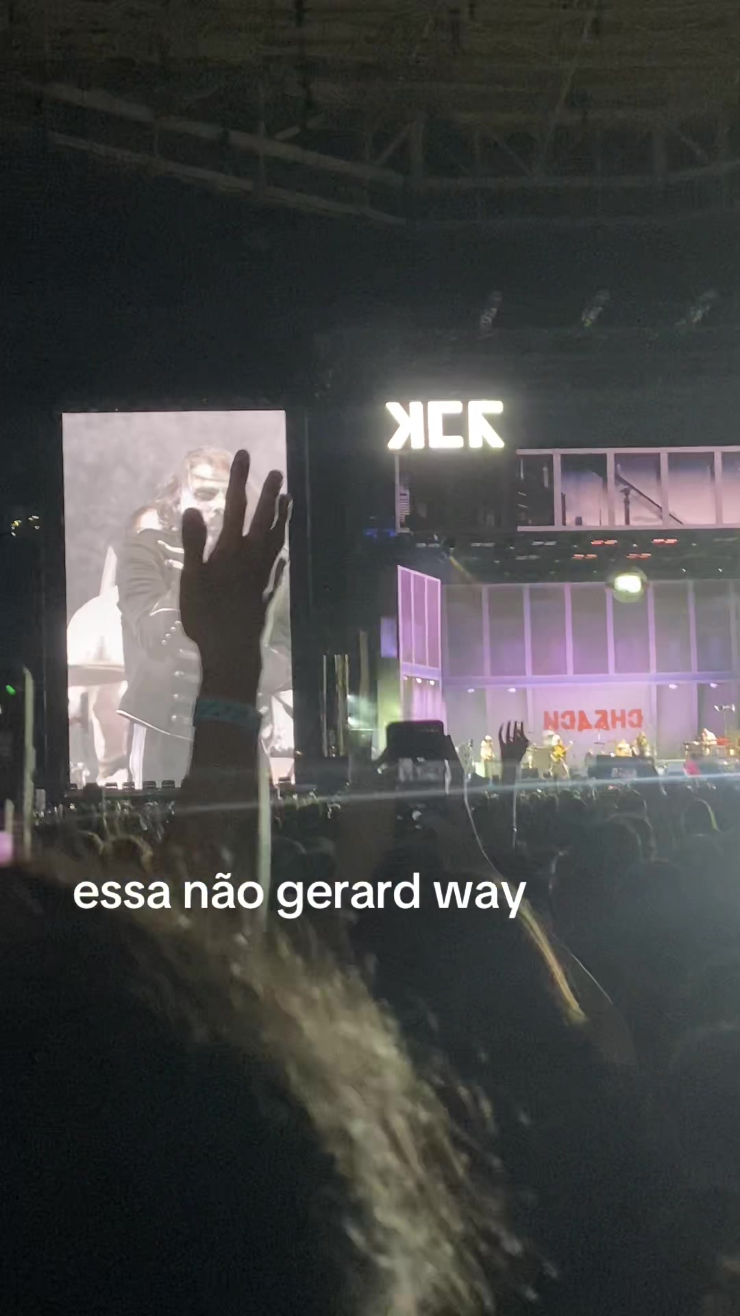 @nina🤠