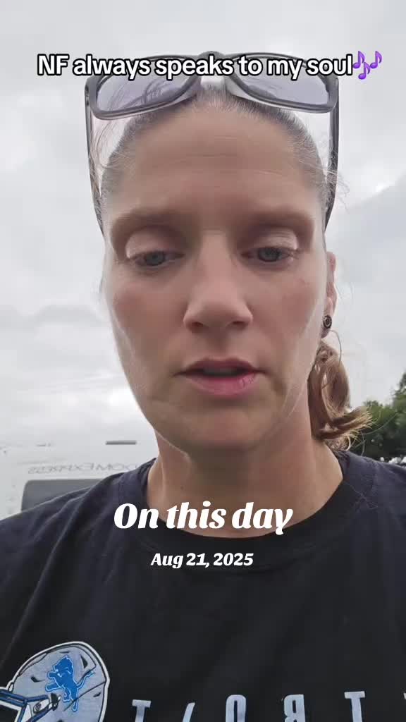 @Day_ Dreamer_44