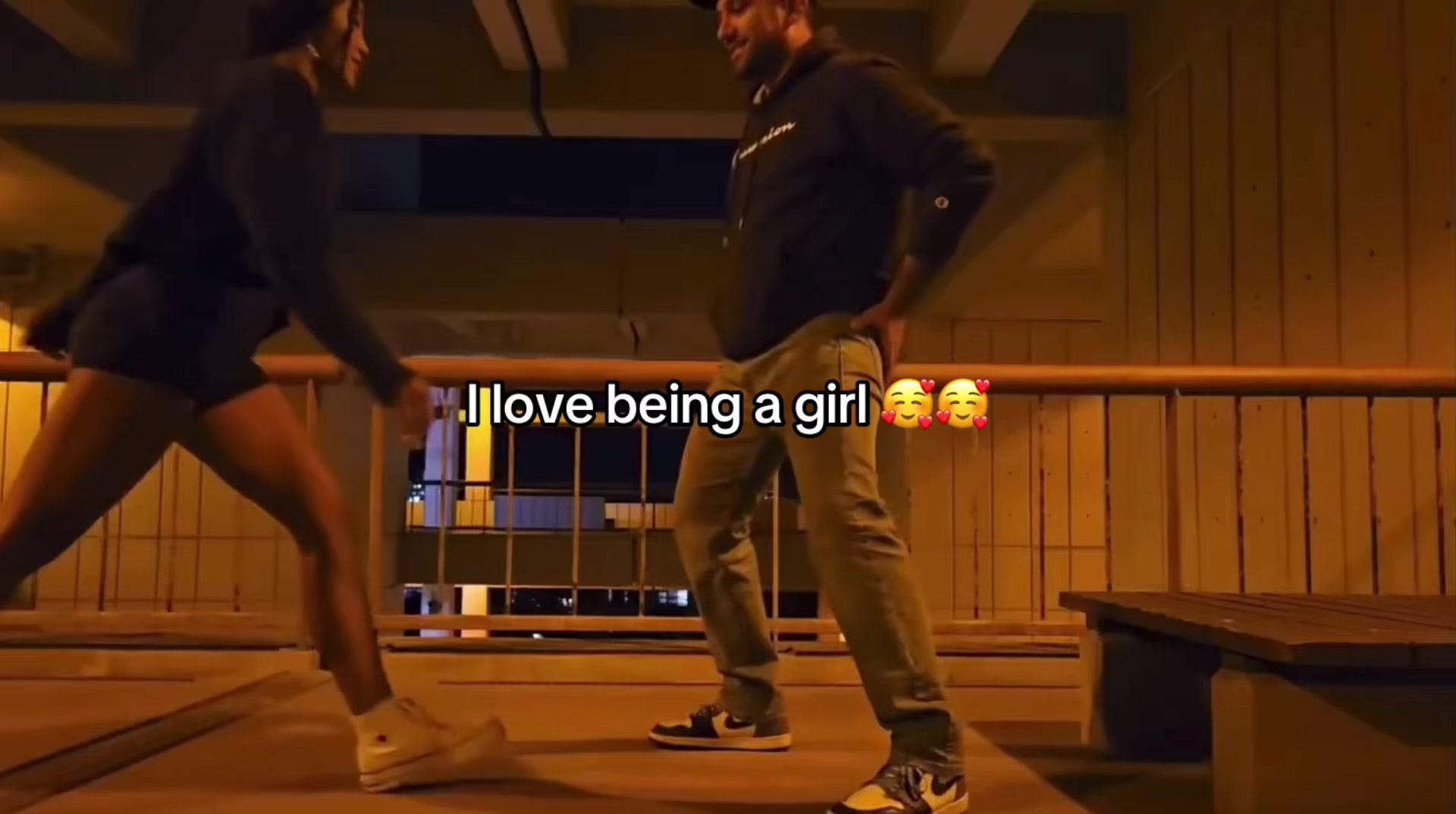 @ballbusting_queen