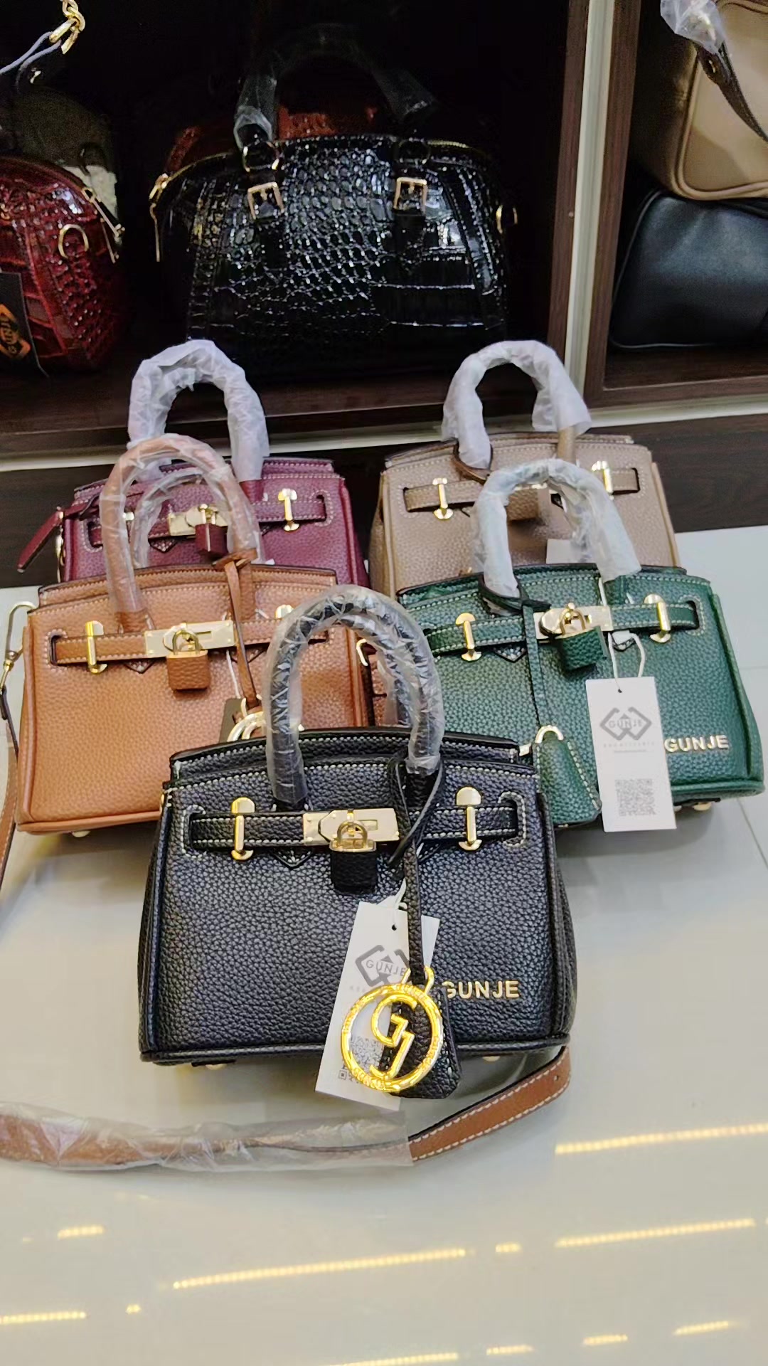 @tintinolshop11