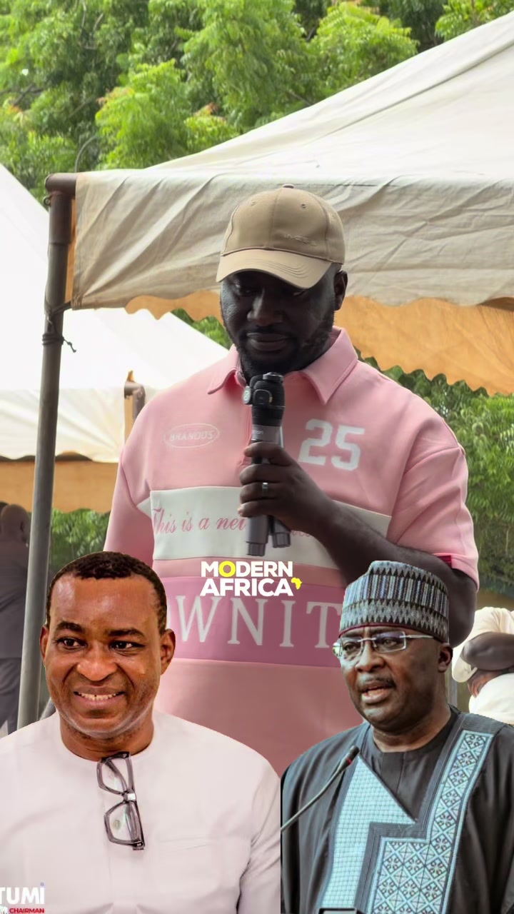 @Modern Africa / Blogger
