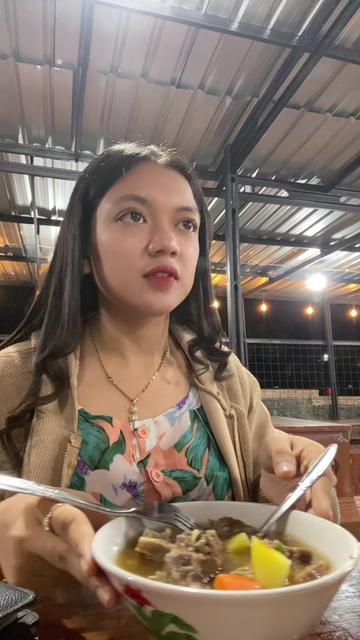 @ayy_ayu137