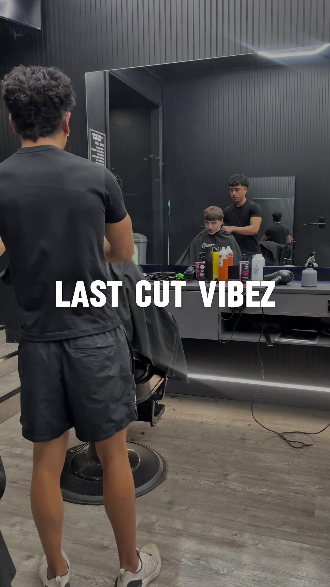 @💈