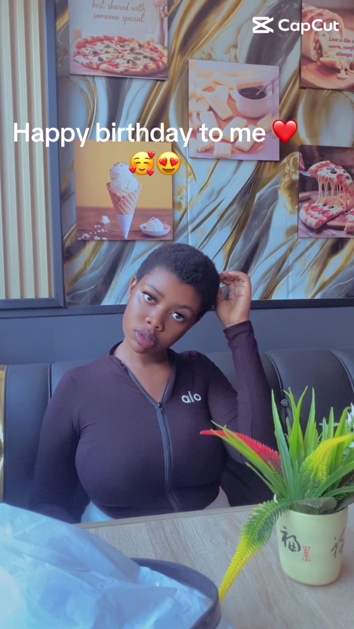@💕PRETTY 🤍 AMR🥰❤️