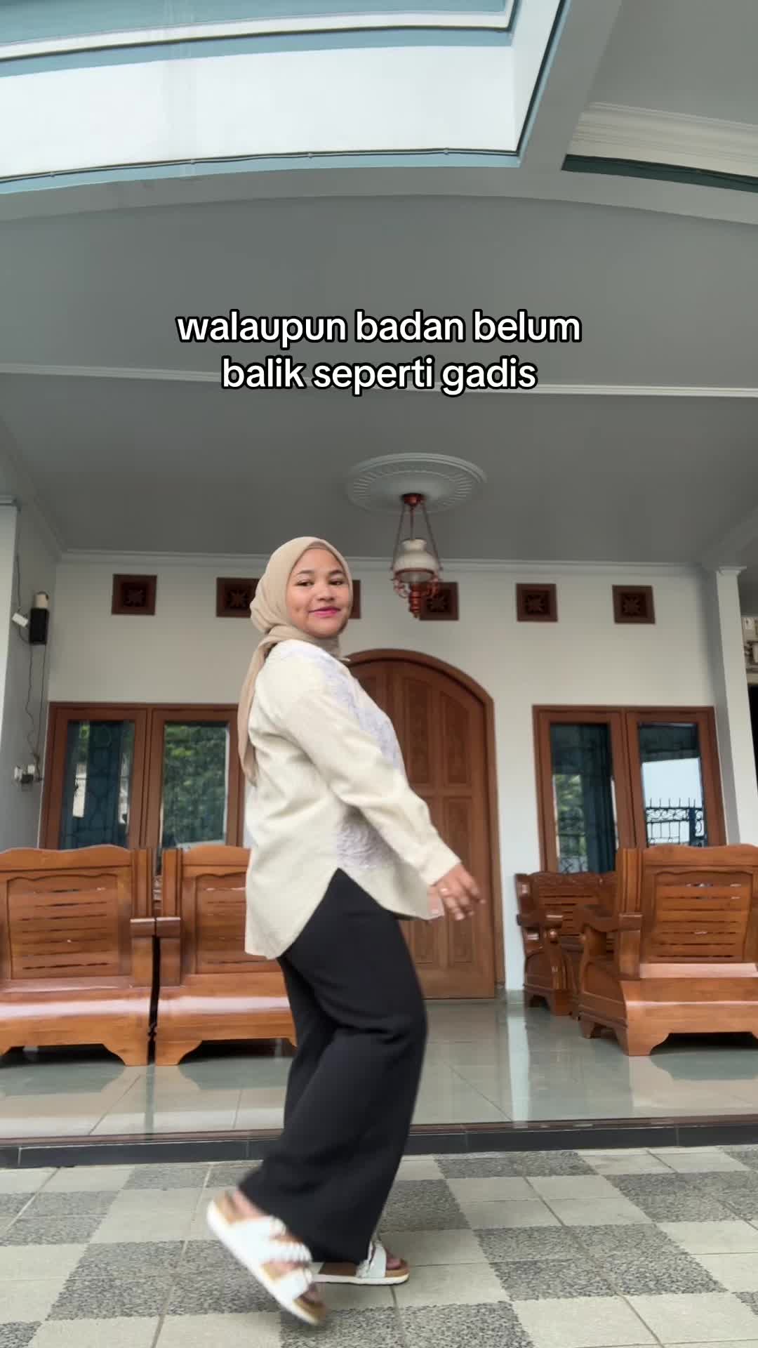 @Mucia.au