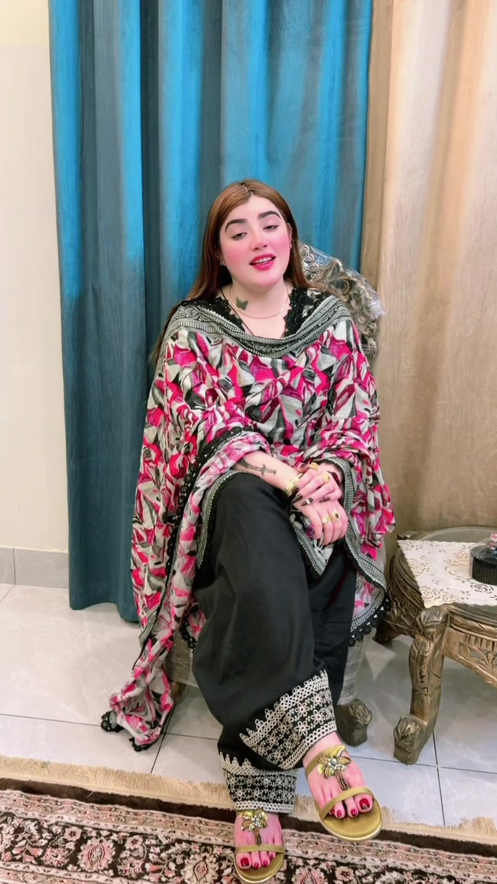 @R&ucirc;b&agrave; &Agrave;ł&icirc;❤️