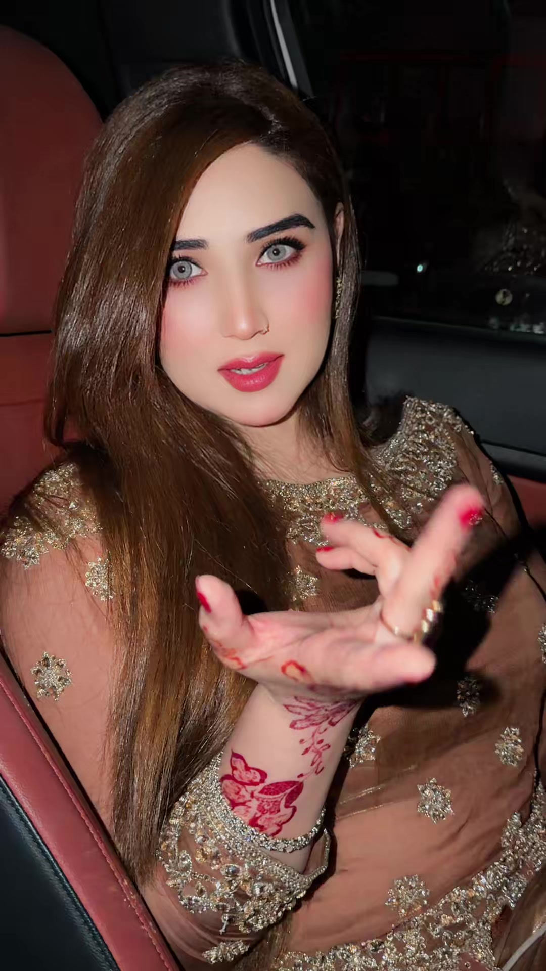 @CHIRIYA _QUEEN💃