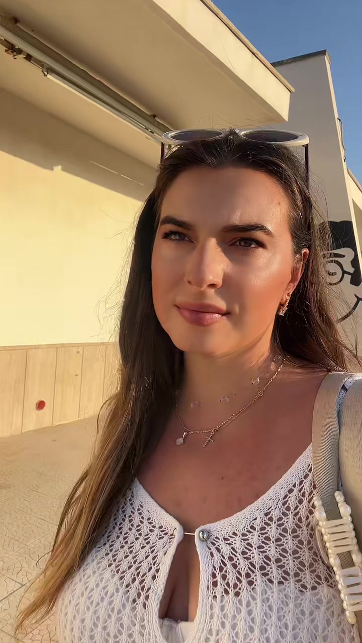 @Liubitzza98