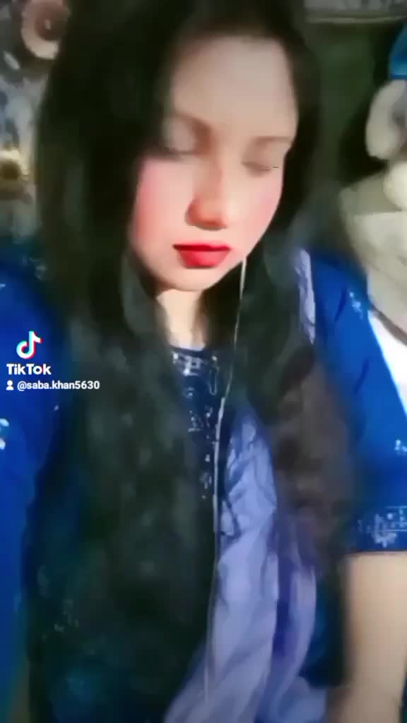 @SABA KHAN official ❤️🇵🇰