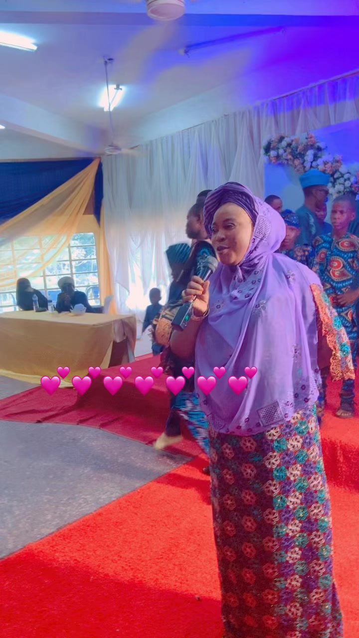 @ABEKE OLOGUN OYINBO